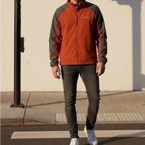 Columbia Men's Performance Jacket in Orange and Gray